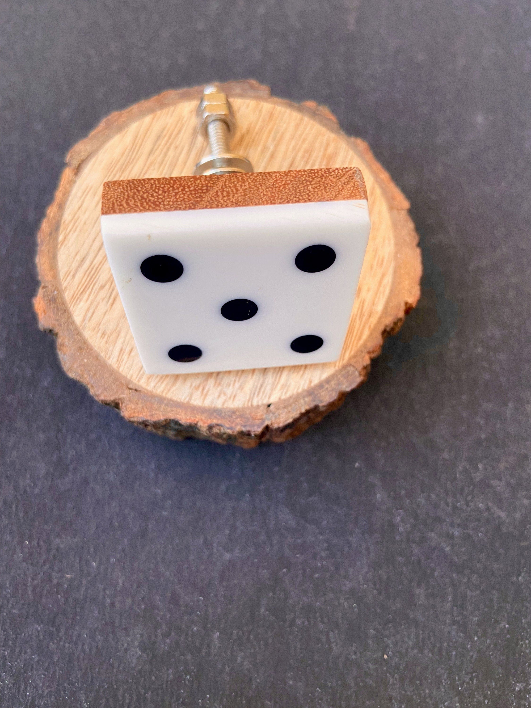 Elegant Resin Brass Knobs Set