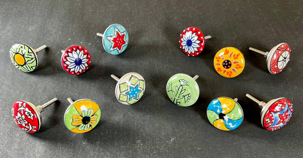 Bodhi Leaf Wooden Table - Modern Design