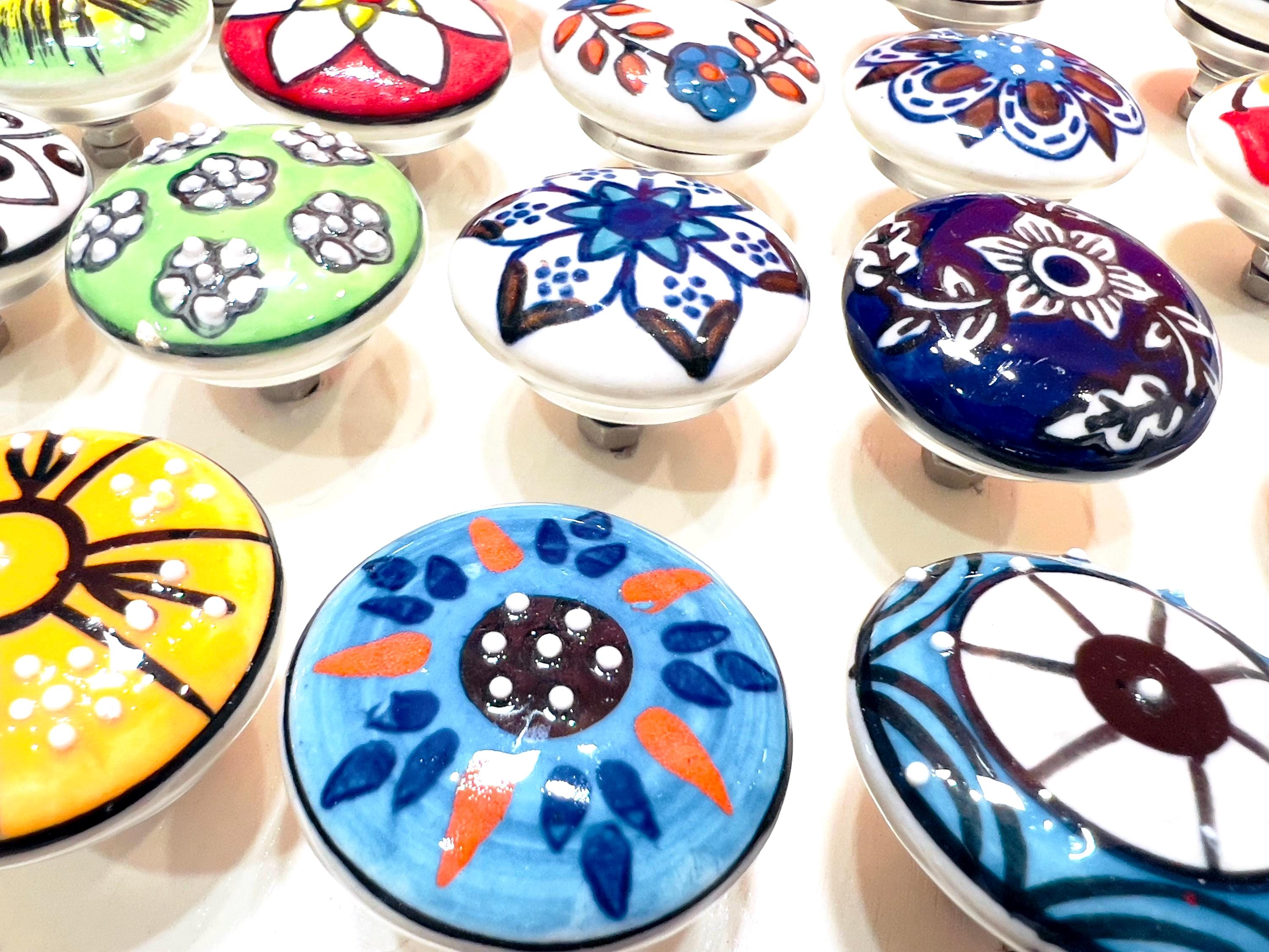 Hand-Painted Knobs SetÑFree Ship
