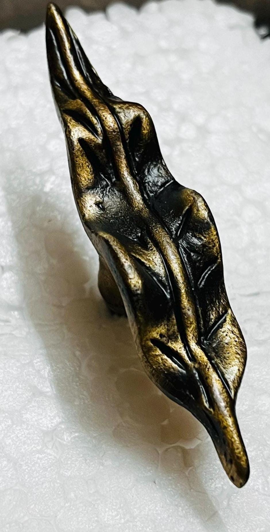 Elegant Brass Leaf Knobs