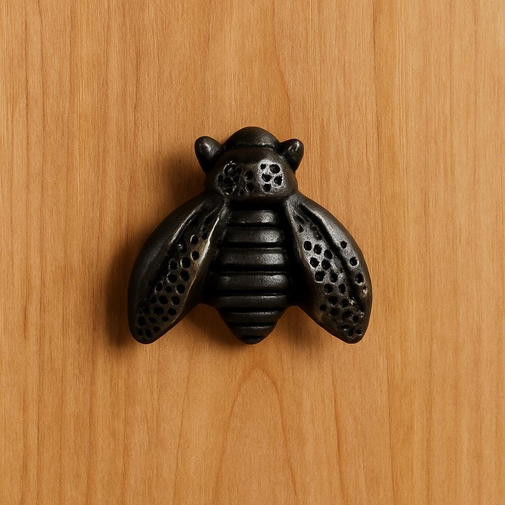 Chic Bee Knobs for Cabinets