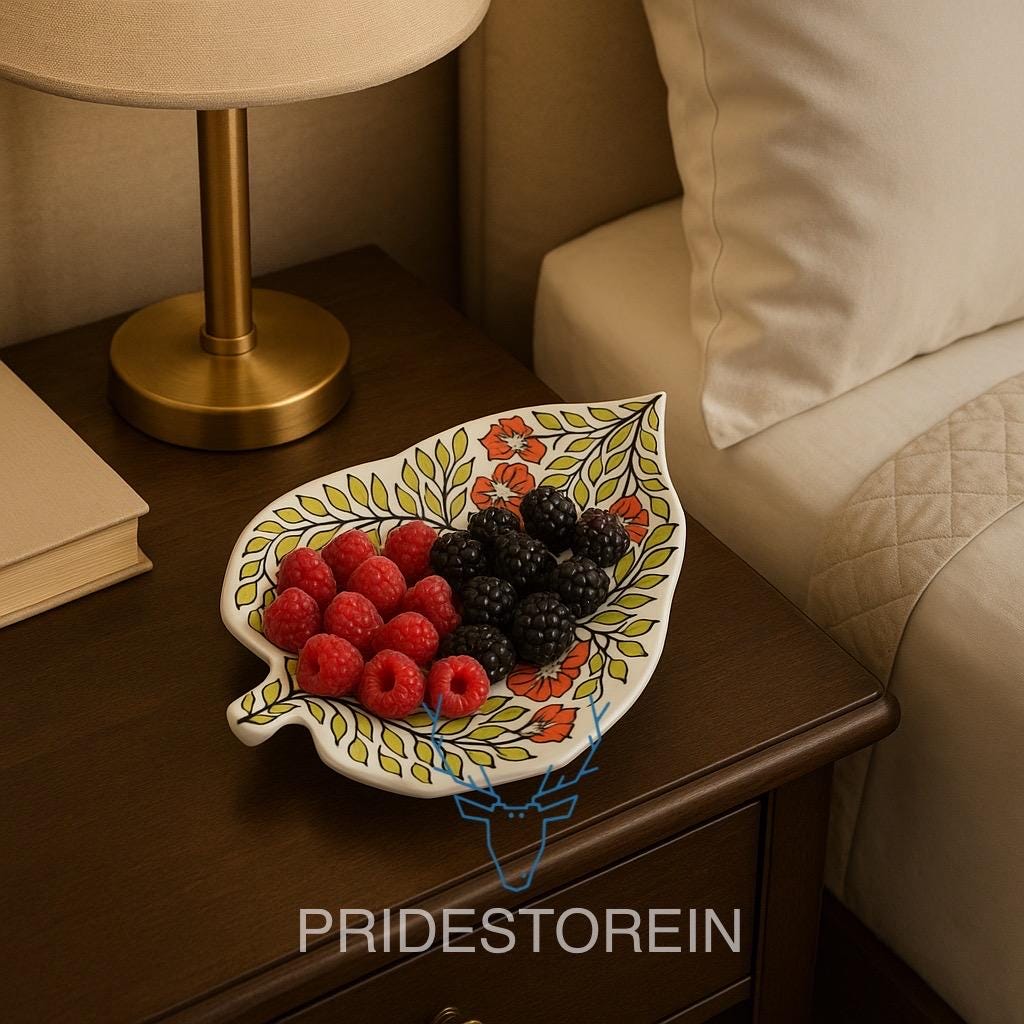 Leaf-Shaped Ceramic Luxury Plate