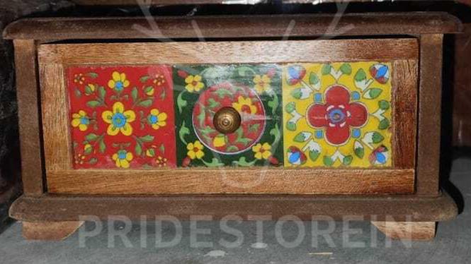 Artisan Mango Wood Tile Box