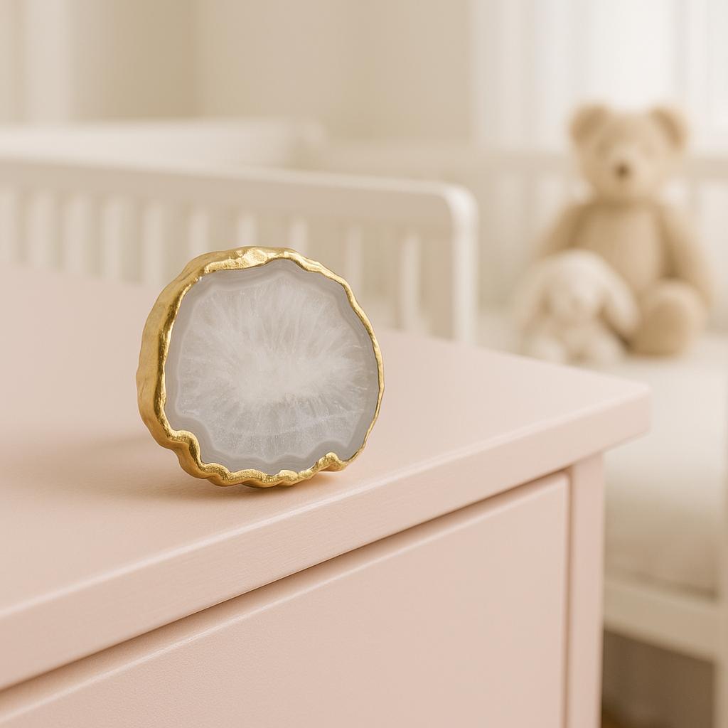 Stunning Natural Agate Coaster with Gold Edges - Perfect for Home Decor or Gifts!