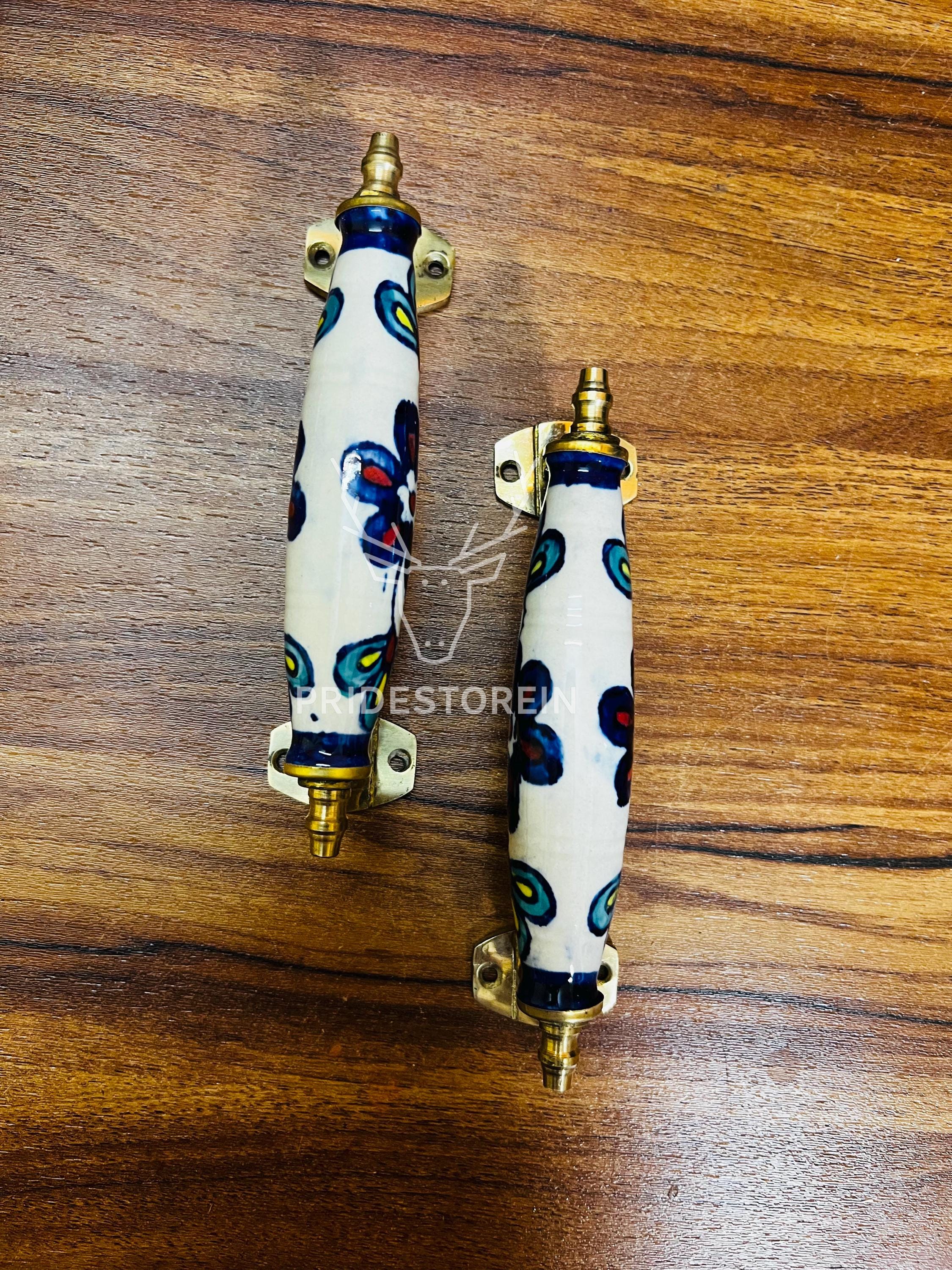 Elegant Floral Brass Cabinet Pull