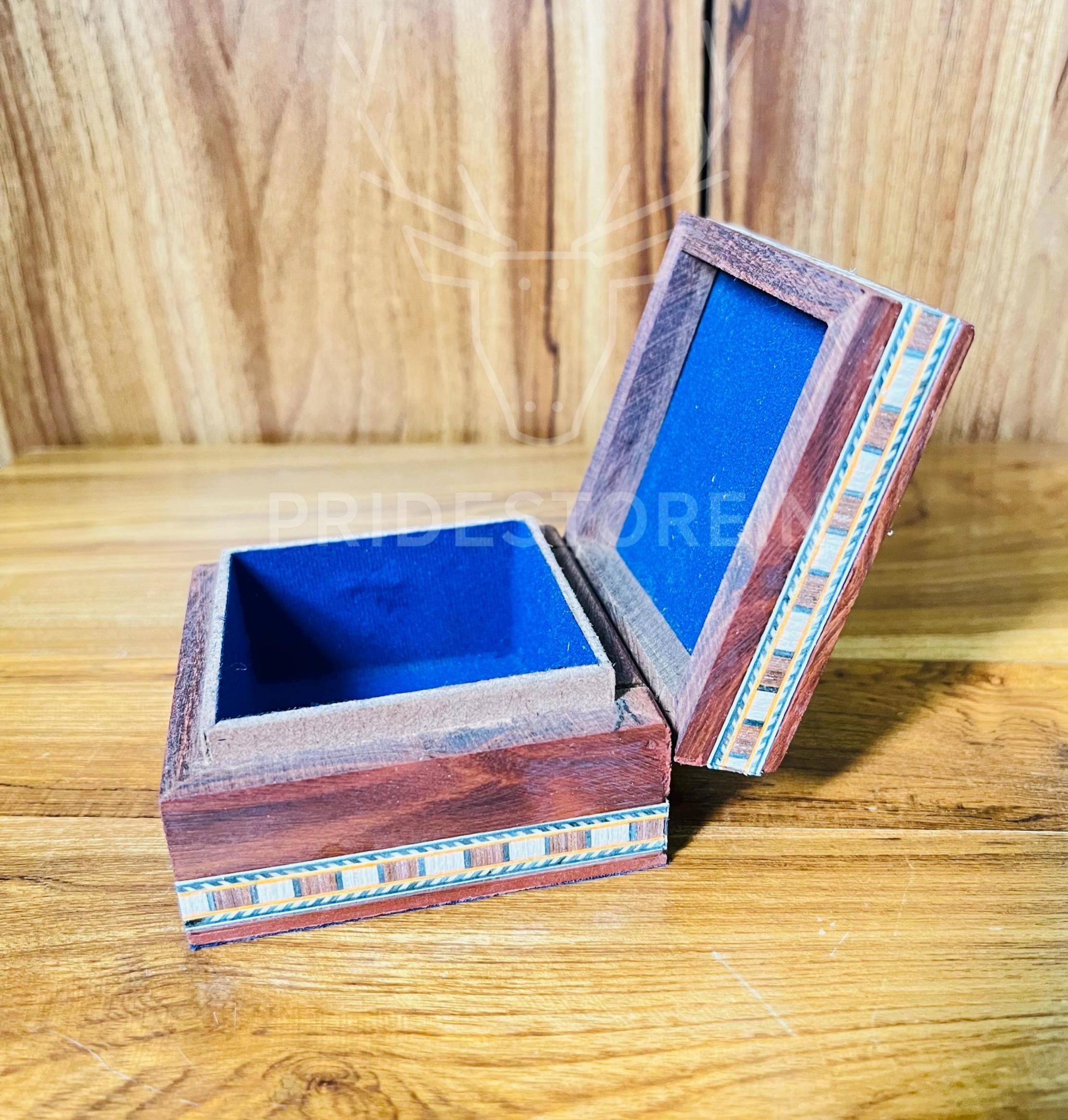 Unique Floral Ring Box
