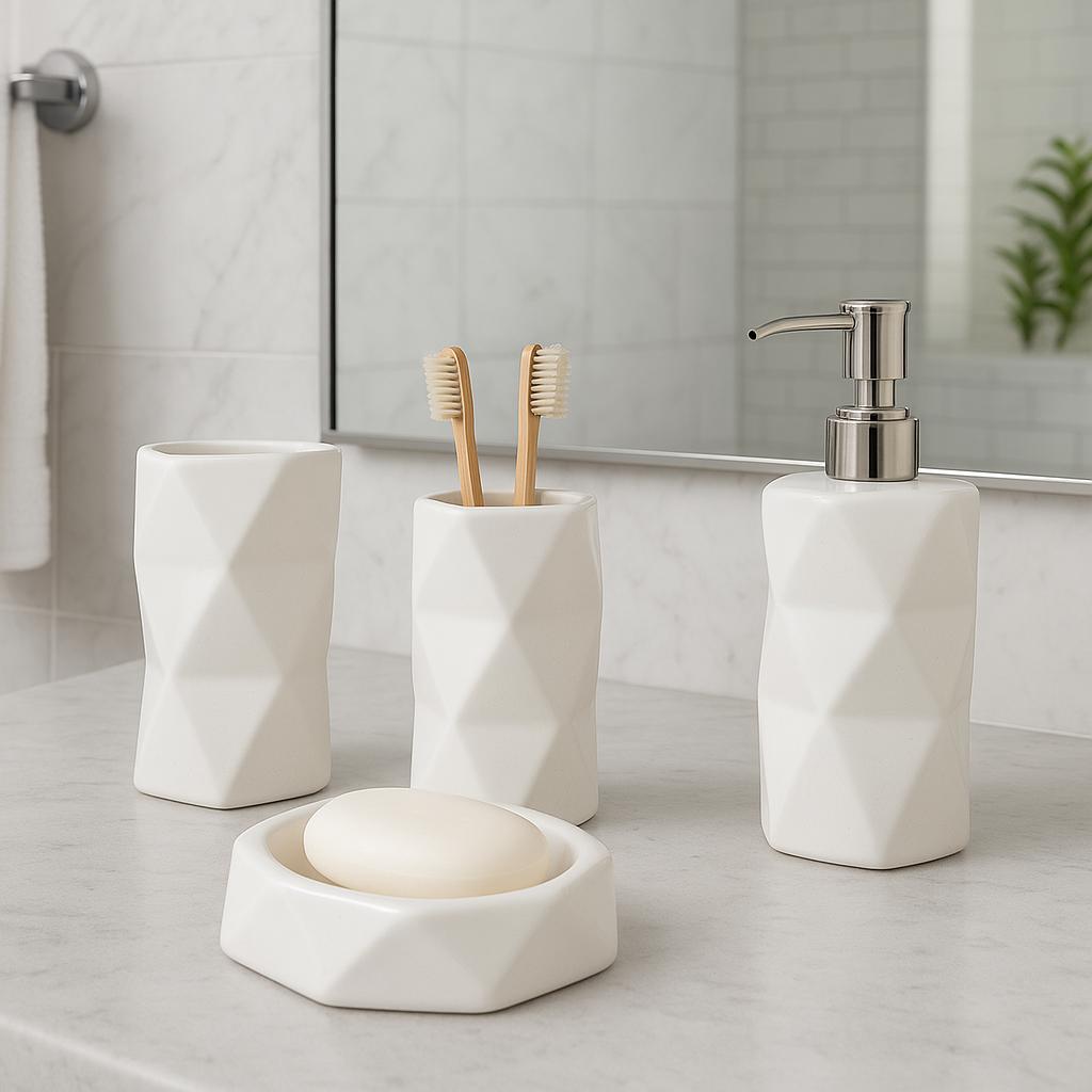 Chic Geometric Bath Set