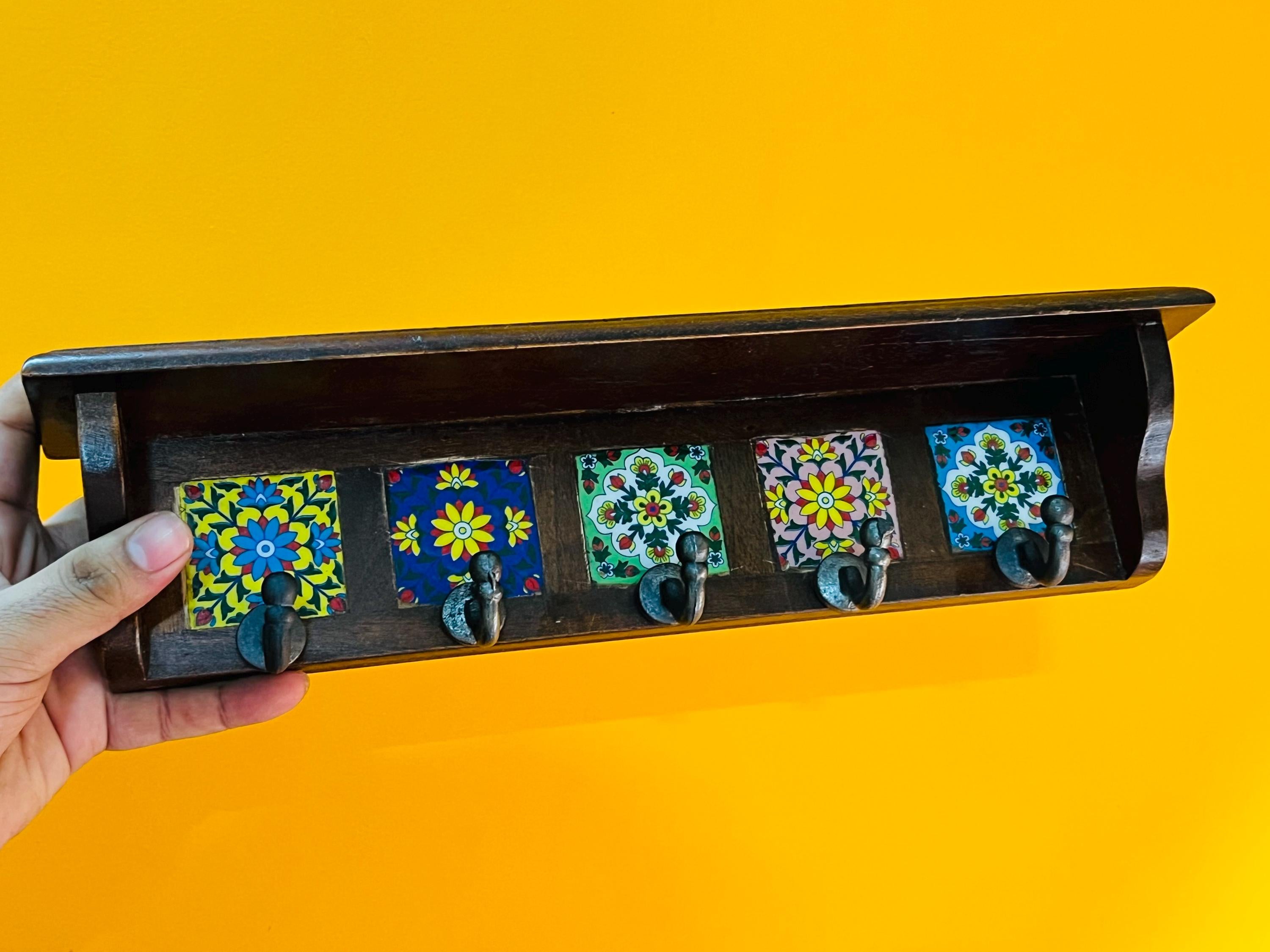 Modern Wood Key Rack Decor