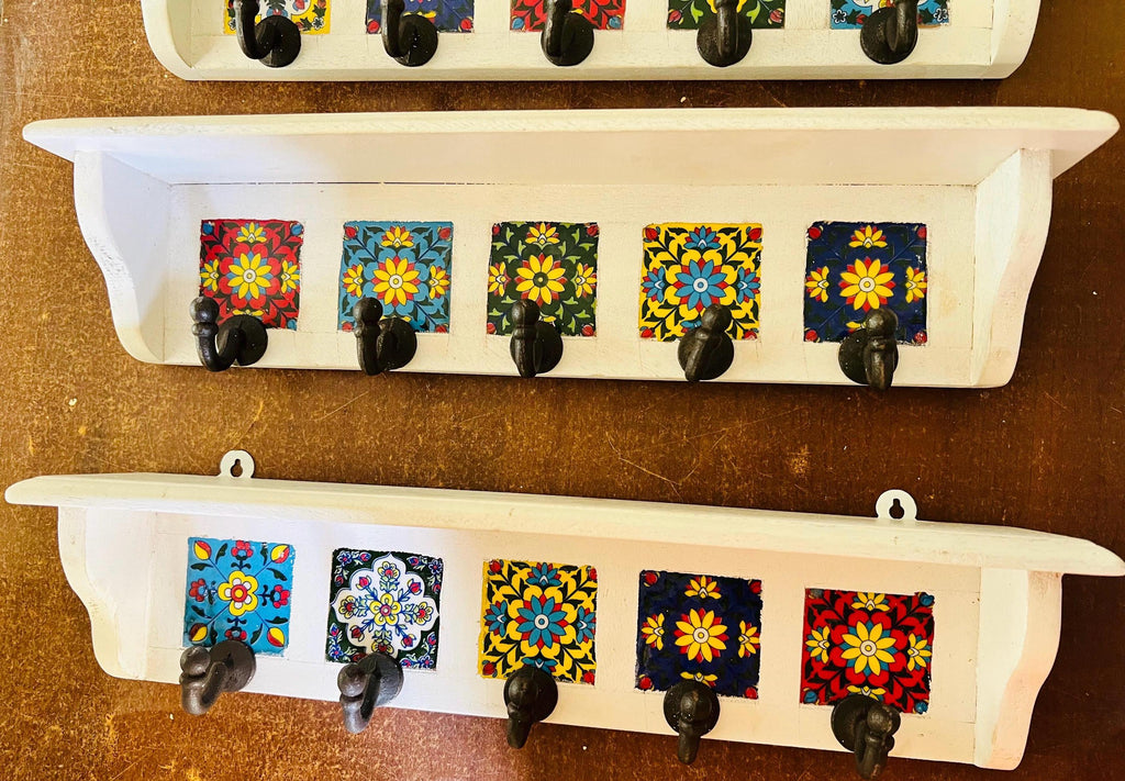 Key Holder Rustic White Wood : Colorful Ceramic Tile Rack