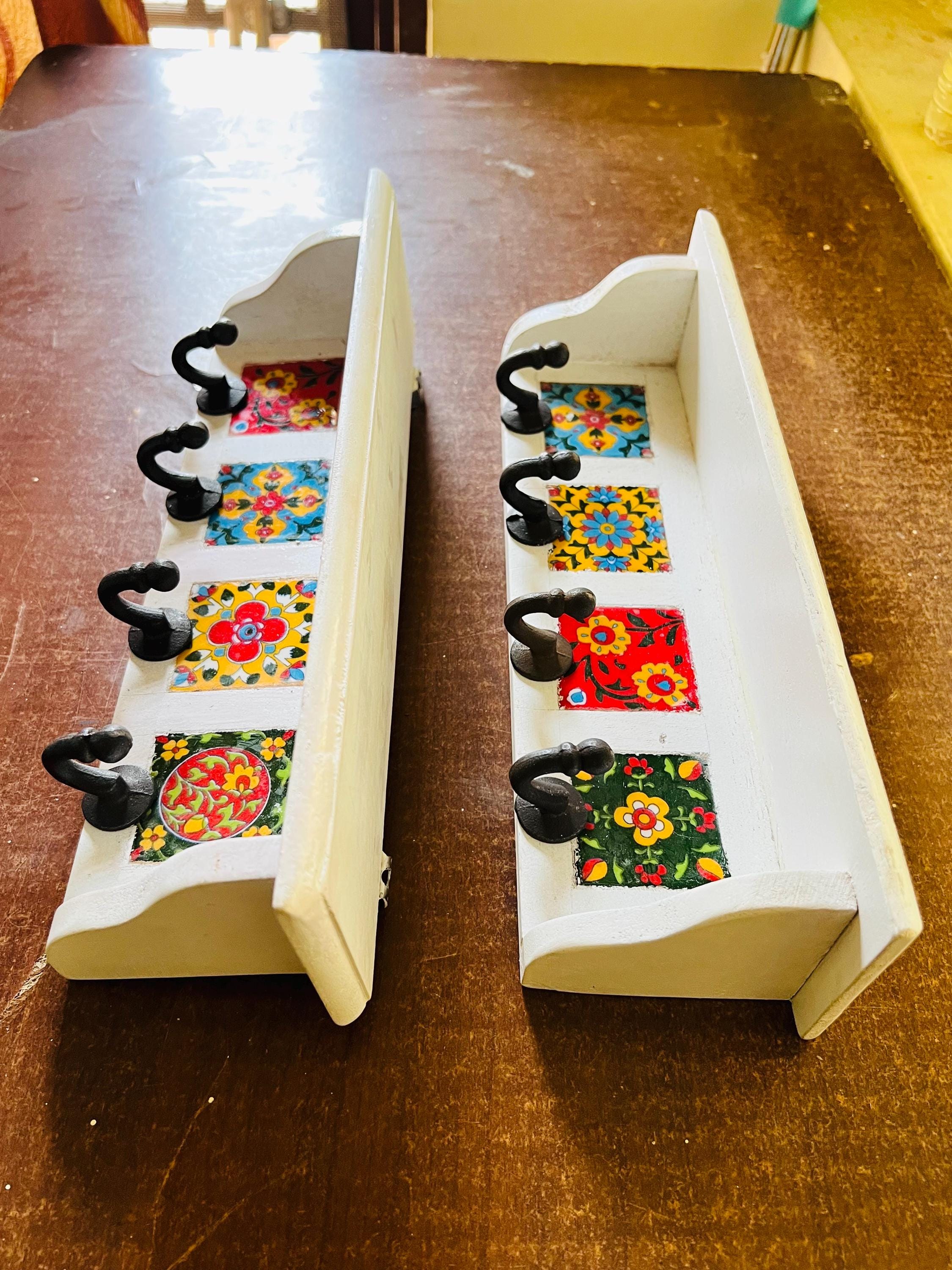 Key Holder Rustic White Wood : Colorful Ceramic Tile Rack