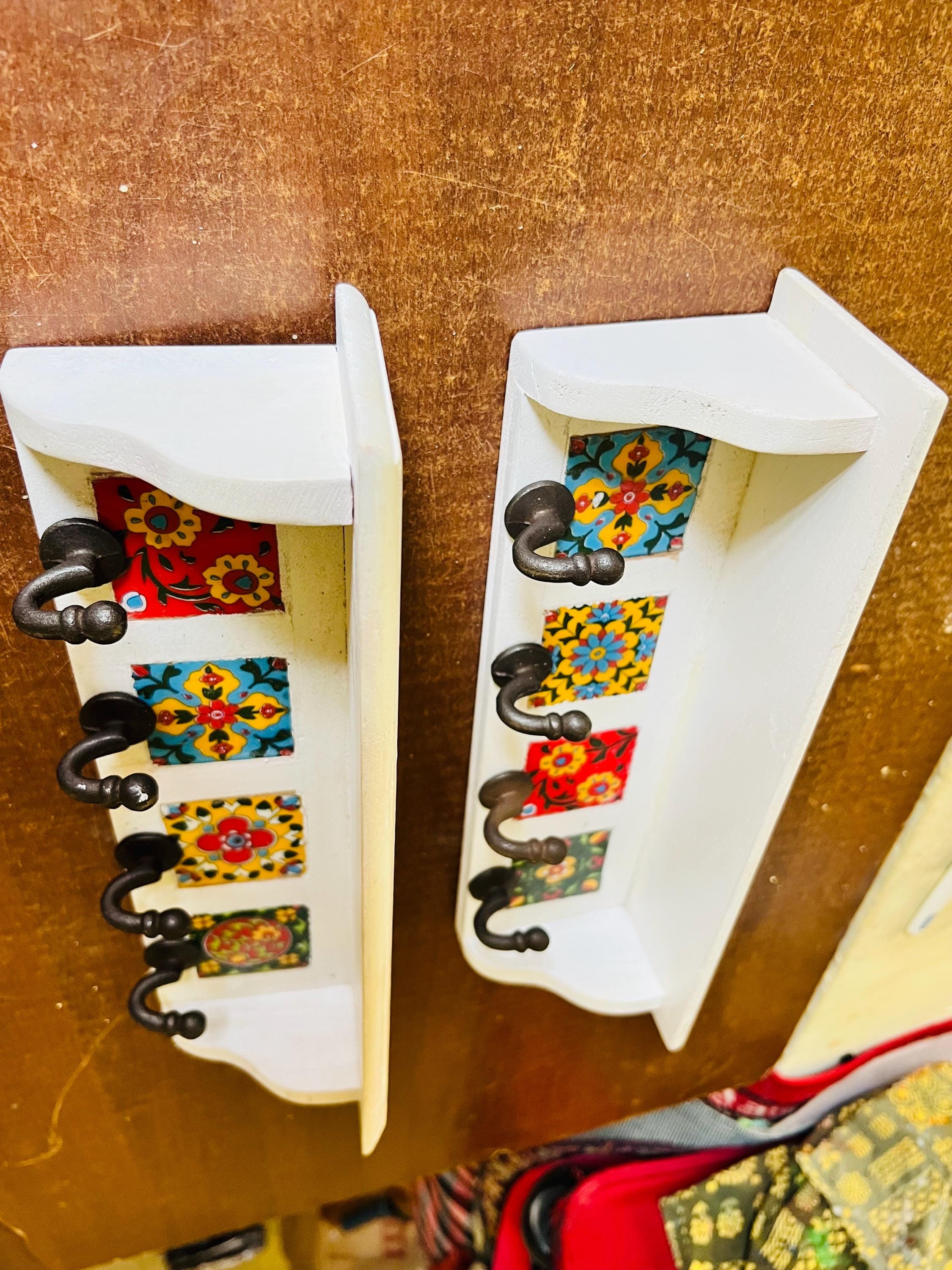 Key Holder Rustic White Wood : Colorful Ceramic Tile Rack